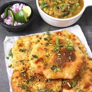 AMRITSARI KULCHA CHHOLEY